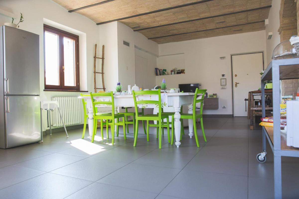 Bed And Breakfast Aratro & Rosmarino Civitanova Marche Ngoại thất bức ảnh