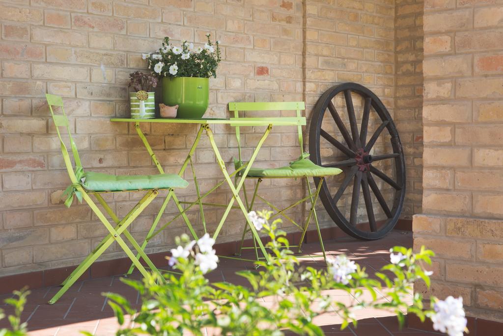 Bed And Breakfast Aratro & Rosmarino Civitanova Marche Ngoại thất bức ảnh