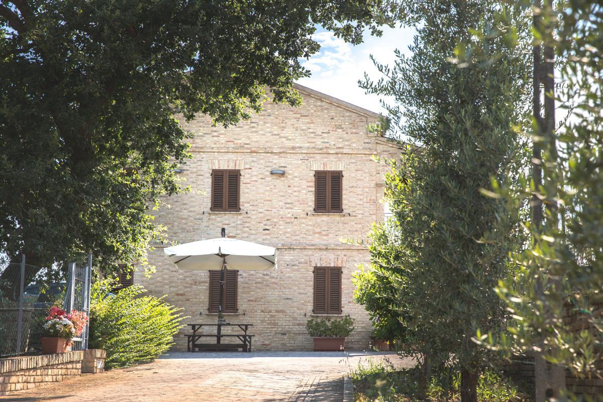 Bed And Breakfast Aratro & Rosmarino Civitanova Marche Ngoại thất bức ảnh